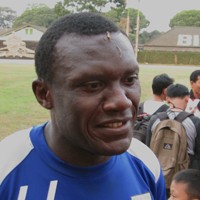 Gabung ke Persib di Usia Tua, Herman Dzumafo Tiru Andrea Pirlo