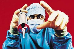 Pria Ini Meninggal Setelah Suntik Silikon di Penis