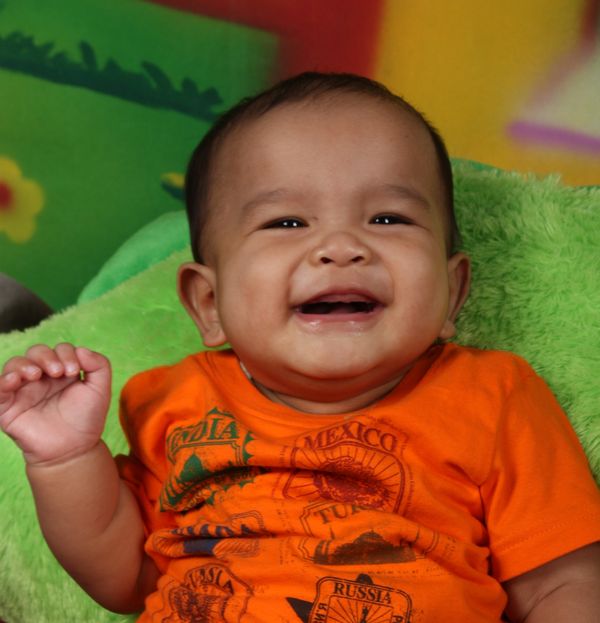 R. Azka Al Farissi Purnomo, 1,8 Tahun, Lelaki