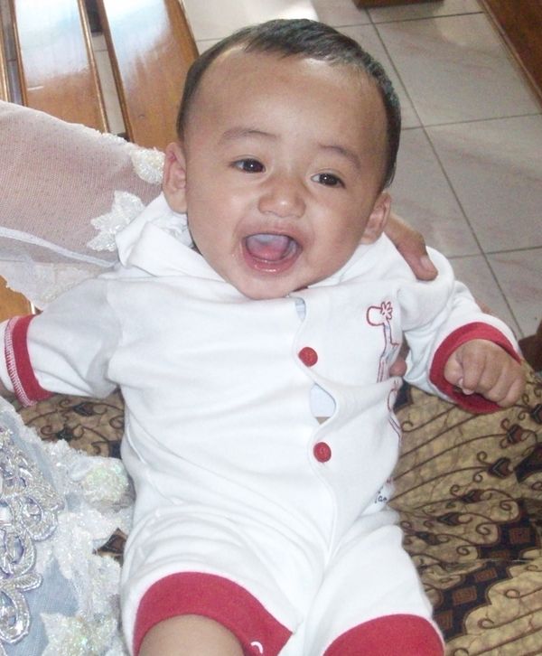 Josia Benasher Shilo Absalom, 8 Bulan, Lelaki