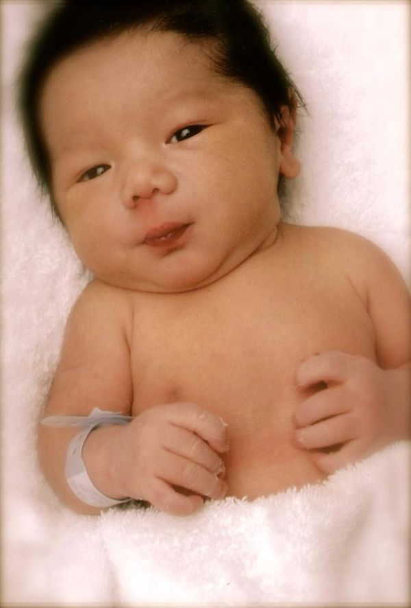 Attar Atqiya Rahman, 6 Bulan, Lelaki