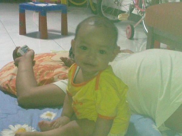 Muhammad Axel Alfahrezi, 9 Bulan, Lelaki