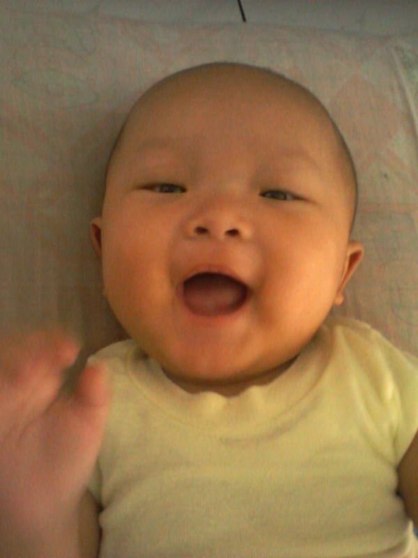 Satryo Dhanisworo Sultan, 11 Bulan, Lelaki