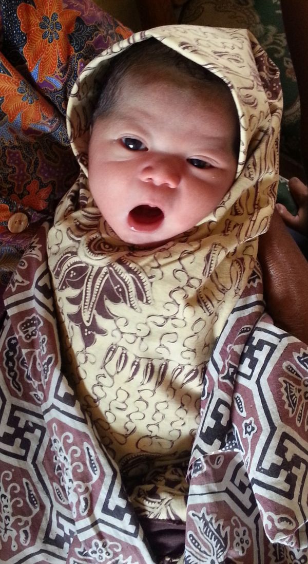Lynesia Shelomita Kristiyanto, 1 Bulan, Perempuan
