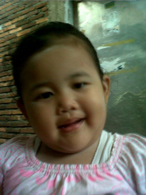 Yasmin, 2,4 Tahun, Perempuan