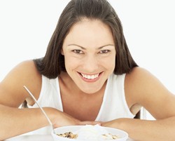 Konsumsi 8 Jenis Makanan Ini Agar Tidak Cepat Lapar