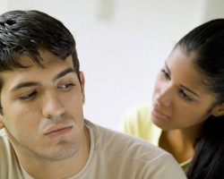 Masih Mengejar-ngejar Mantan? Berarti Anda Tidak Normal!