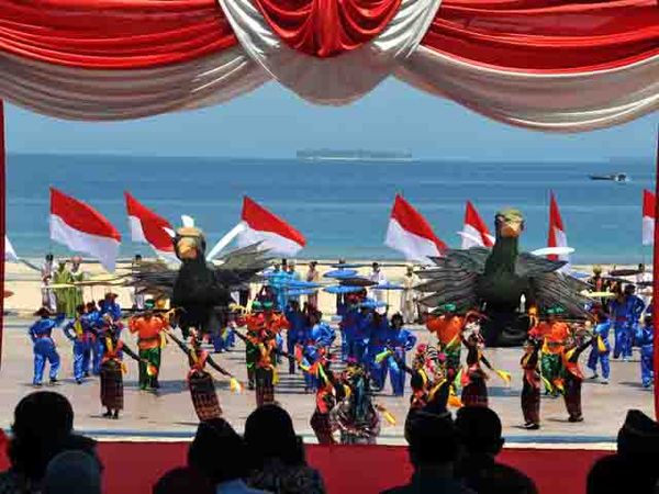 SBY Resmi Buka Sail Morotai 2012