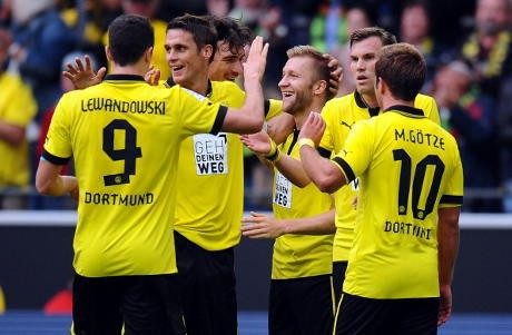 Dortmund Bungkam Leverkusen 3-0