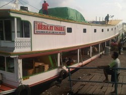  Menengok Aktivitas Angkutan Kapal ke Pedalaman Sungai Mahakam