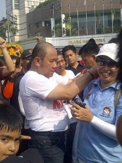 Nachrowi Ramli Break Dance di HI