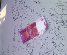 Aktivis Bentangkan Petisi Anti Money Politics, Foke Ikut Tanda Tangan