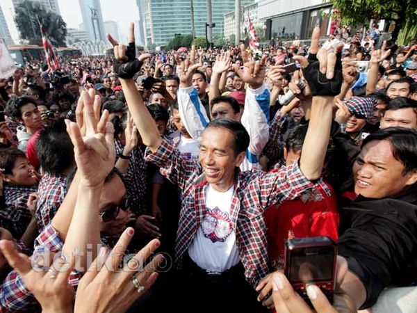 Jokowi Dielu-elukan Ribuan Warga Jakarta