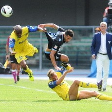 Lazio Kalahkan Chievo 3-1