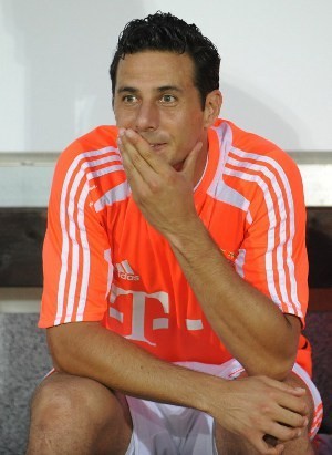 Torehan Istimewa dari Claudio Pizarro