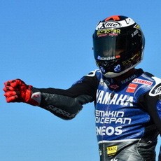 Lorenzo Kembali Jauhi Pedrosa