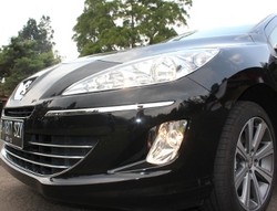 Sedan Mewah Peugeot 408