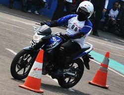 Adu Jago Naik Motor Antar Komunitas