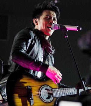 Konser 5 Negara di 2 Benua, Ariel Tetap Semangat