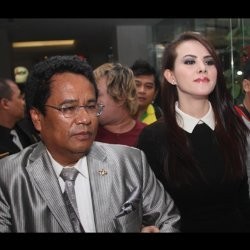 Dikabarkan Nikah Siri 6 Kali, Angel Lelga Ngaku Hanya dengan Rhoma Irama