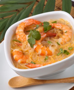 Sluuurp! Gurih Sedap Laksa Betawi dan Lakso Palembang