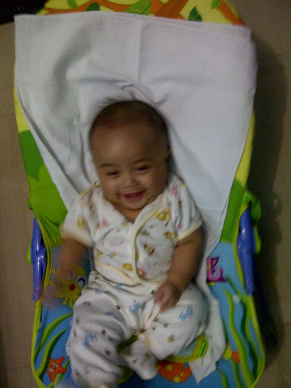 Kenneth Raphael Lesmana, 6 Bulan, Lelaki