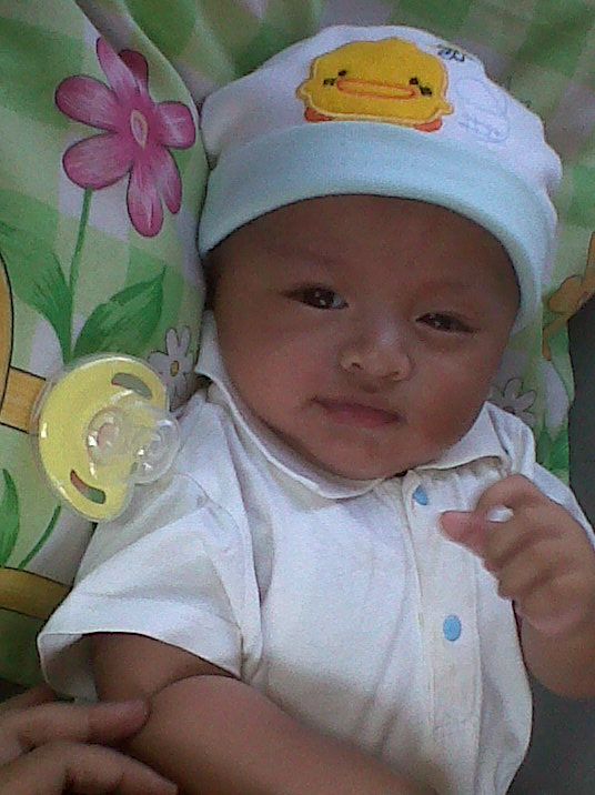 Adam Febrian Syahrur Utomo, 7 Bulan, Lelaki