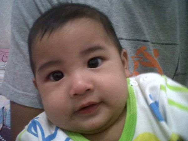 Zulfikar Afrilio, 5 Bulan, Lelaki