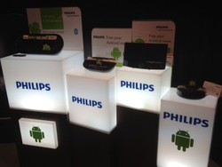 8 Docking Speaker Philips Rayu Pengguna Gadget