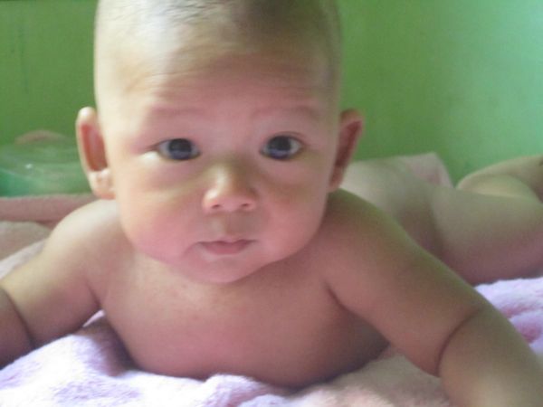 Alifiandra Faeyza Sulistyo, 7 Bulan, Lelaki