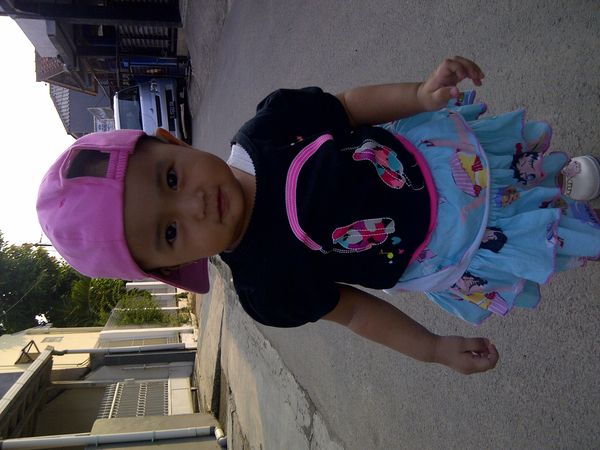 Ananda Azzalea, 1,1 Tahun, Perempuan