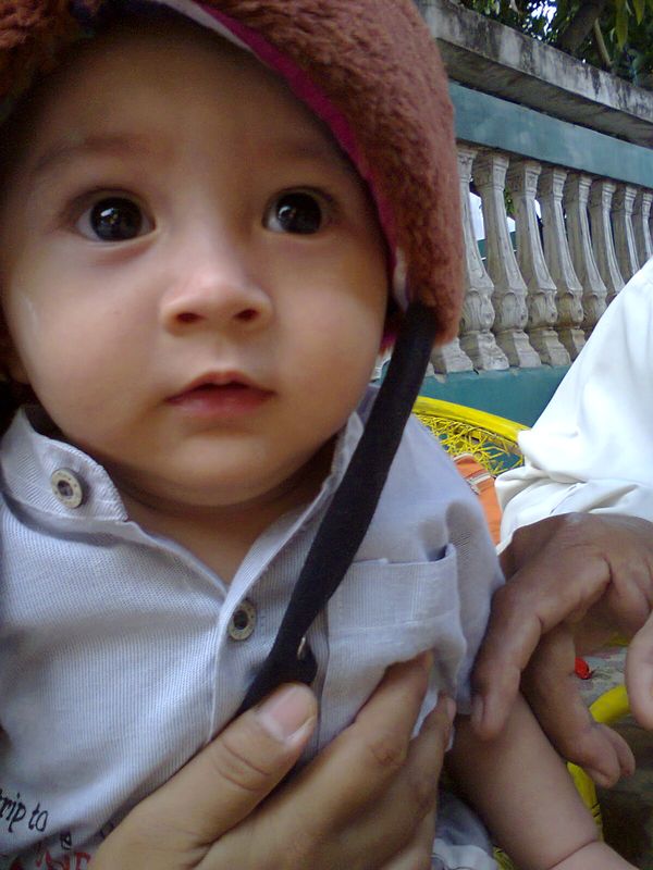 Fiandra Dzikri Al Khalifi, 8 Bulan, Lelaki