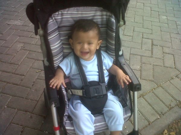 Sergio Moses Hutagalung, 9 Bulan, Lelaki