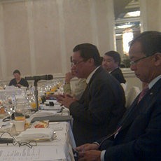 Dari Persoalan Investasi Hingga Prediksi Capres 2014 