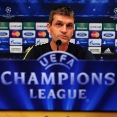 Barca Lebih Diunggulkan, Vilanova Tetap Waspada