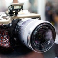 Hasselblad Besut NEX-7 versi Mewah