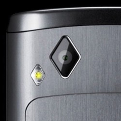 Samsung Kembangkan Sensor Kamera Ponsel 13MP