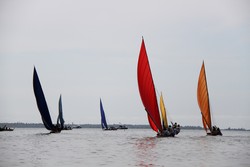 Lomba Perahu Layar