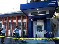 ATM Mandiri di Makassar Dibom Molotov