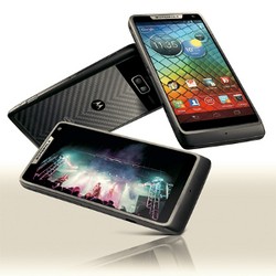 Razr i, Smartphone Intel Pertama Motorola