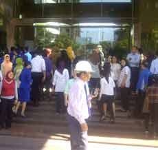 Gedung Plaza BRI Gelar Simulasi Kebakaran