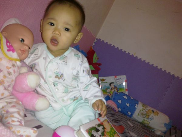 Siti Fatimah Azzahra, 9 Bulan, Perempuan