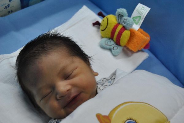 Raffayarra Abqori Akbar Siregar, 1 Bulan, Lelaki