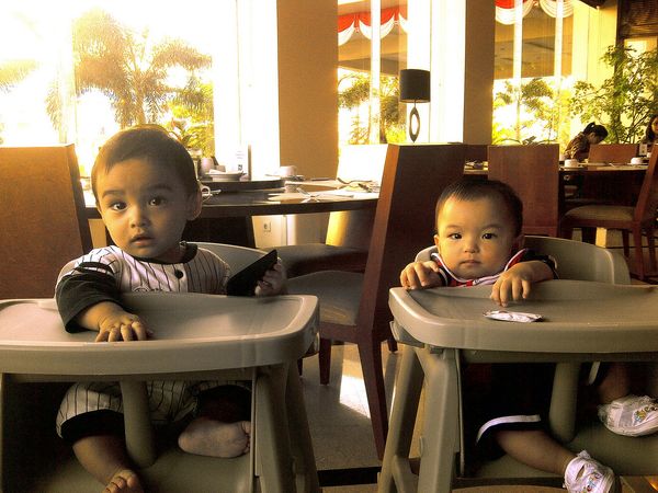 Kim Emmanuella Limbara, 8 Bulan, Perempuan