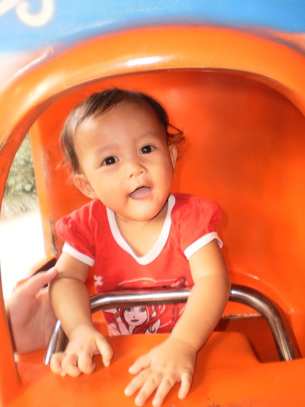 Intan Rahmadania Putri, 1 Tahun, Perempuan