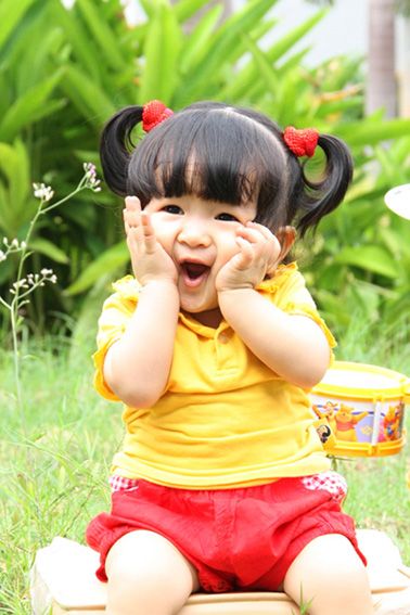 Reine Stephania, 3,4 Tahun, Perempuan