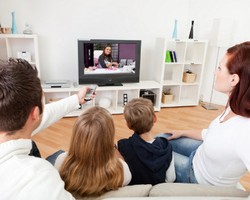 Pengaruh Media Pada Anak, Ini yang Harus Diperhatikan Orangtua! 