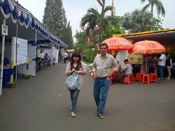 TPS di Kelapa Gading Dimeriahkan Bazar