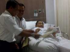 TPS Keliling Sambangi RSCM, Farido Nyoblos di Kamar Pasien