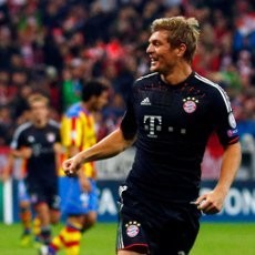 Bayern Kalahkan Valencia 2-1